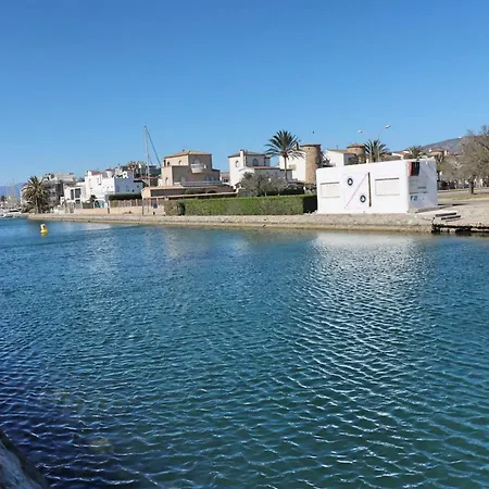 Requesens Villa Ampuriabrava